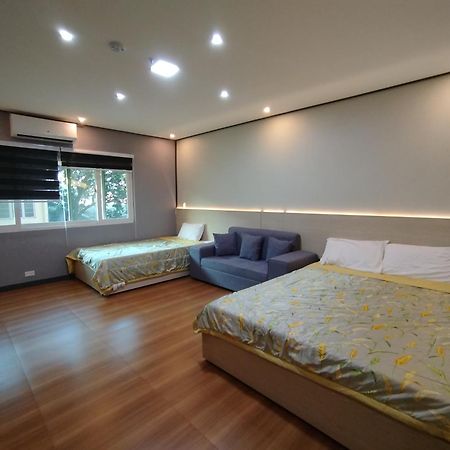 Emmaus Condotel Angeles Esterno foto