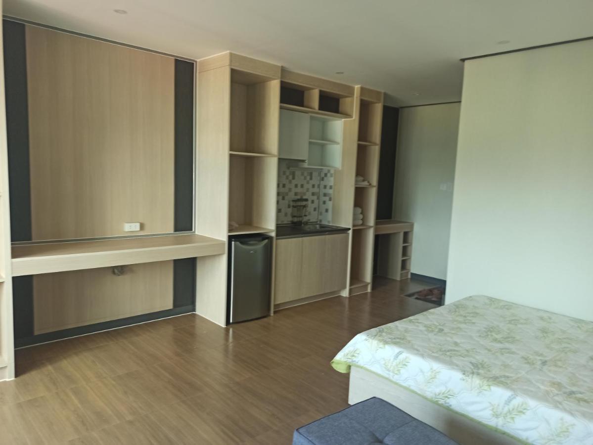 Emmaus Condotel Angeles Esterno foto