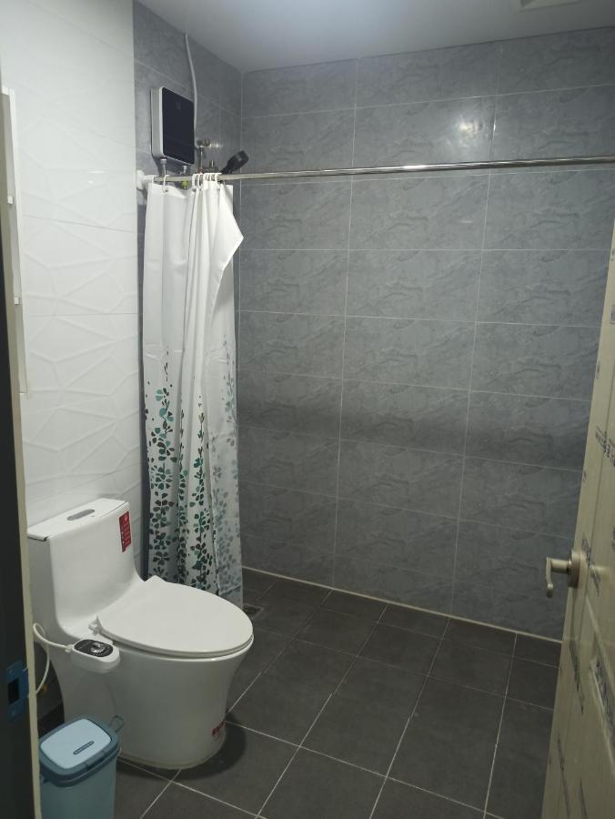 Emmaus Condotel Angeles Esterno foto