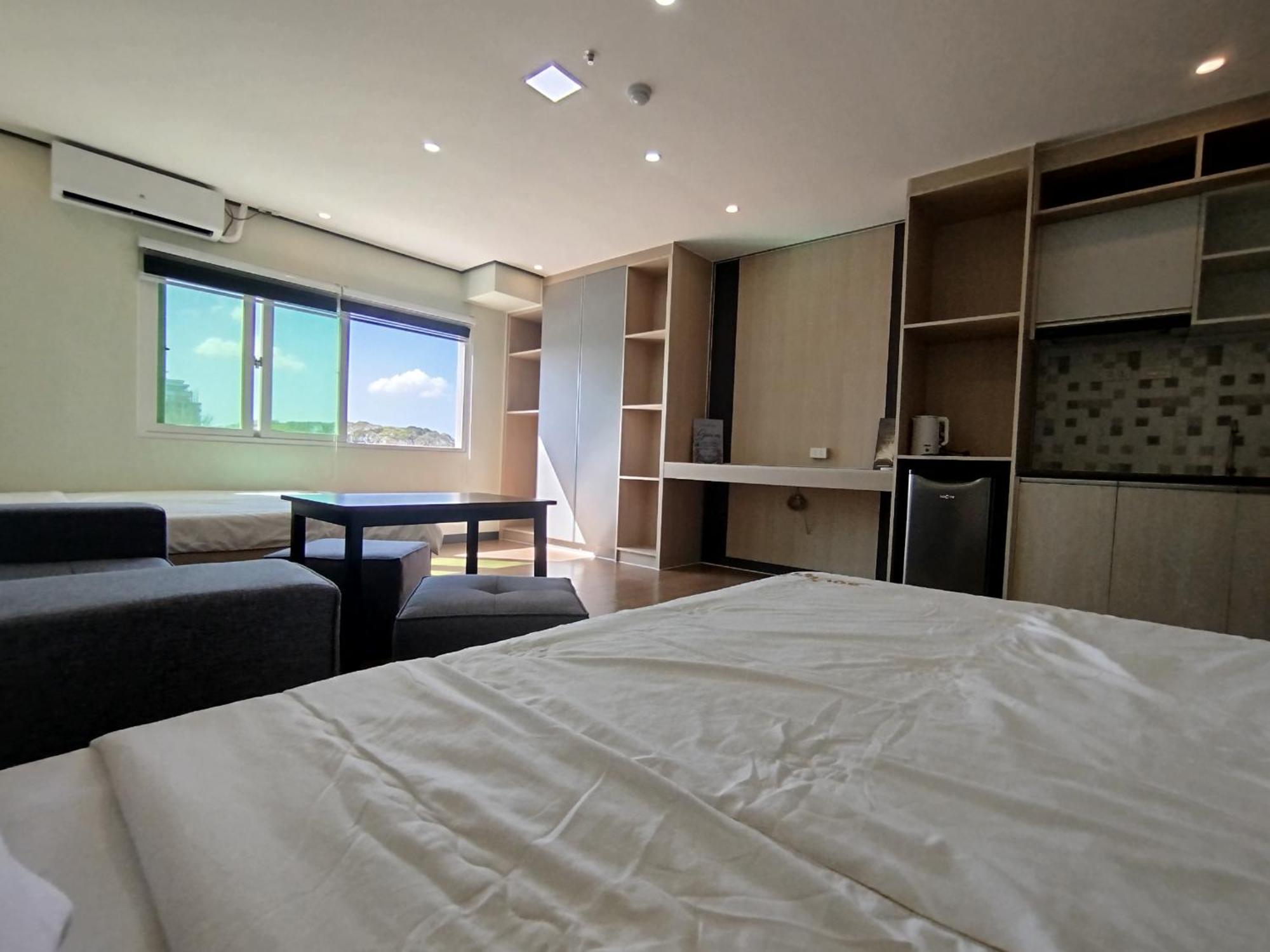 Emmaus Condotel Angeles Esterno foto