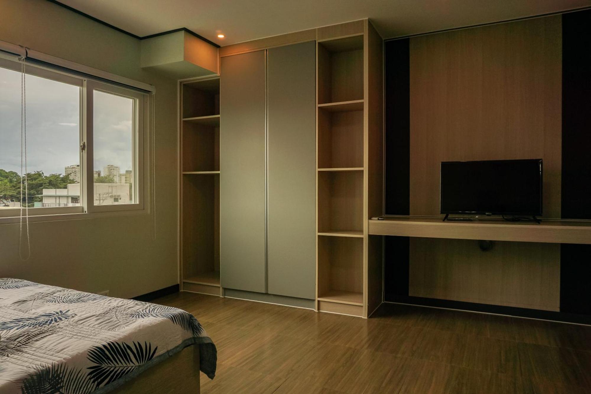 Emmaus Condotel Angeles Esterno foto